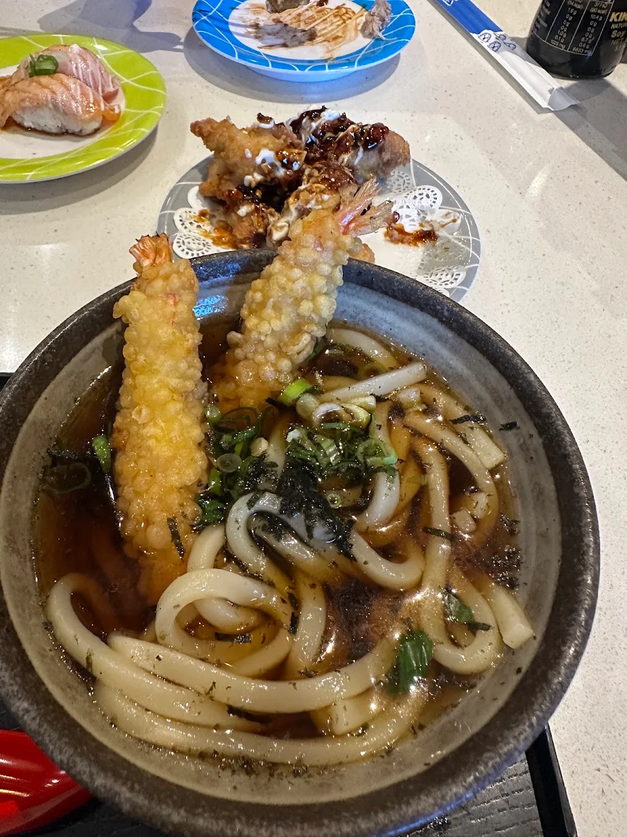 Food & drink, On a Roll Sushi Banyo