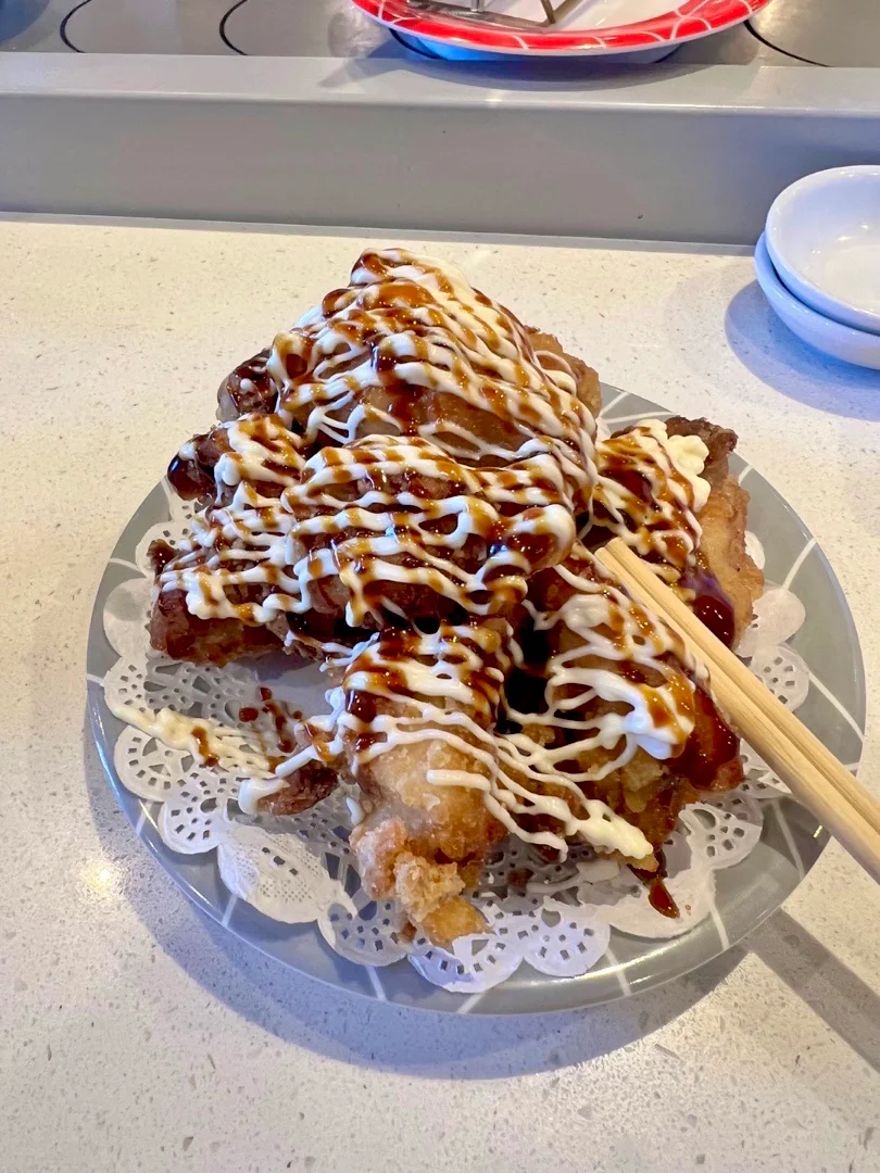 Food & drink, On a Roll Sushi Banyo