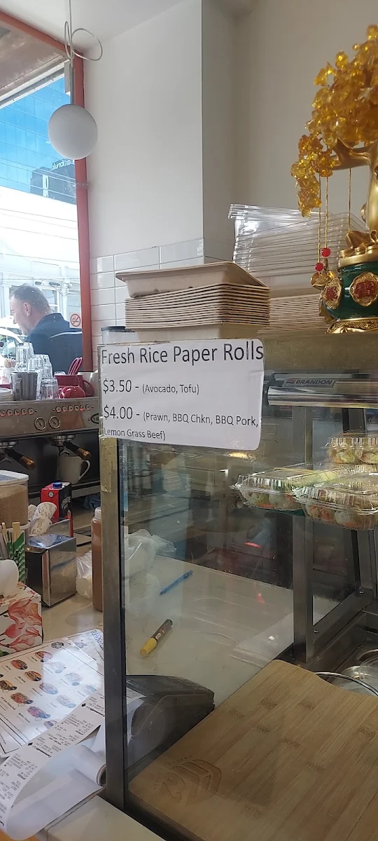 Vibe, Pho Rolls 62