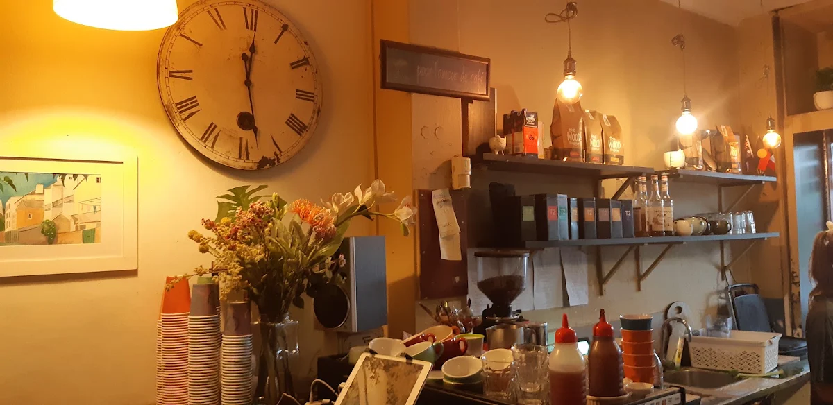 Vibe, Le Petit Tarte cafe & cake & catering