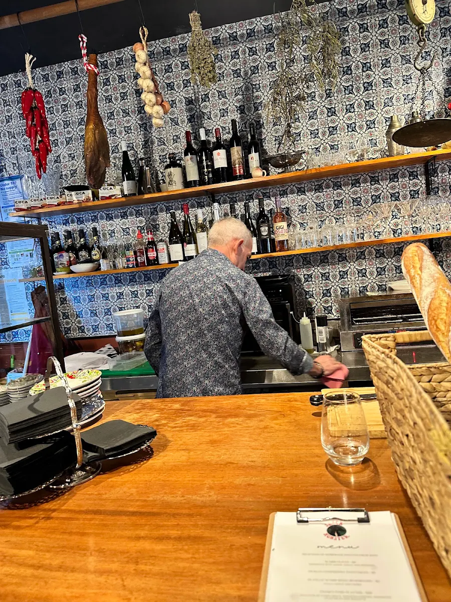 Vibe, Jimmy Watson's