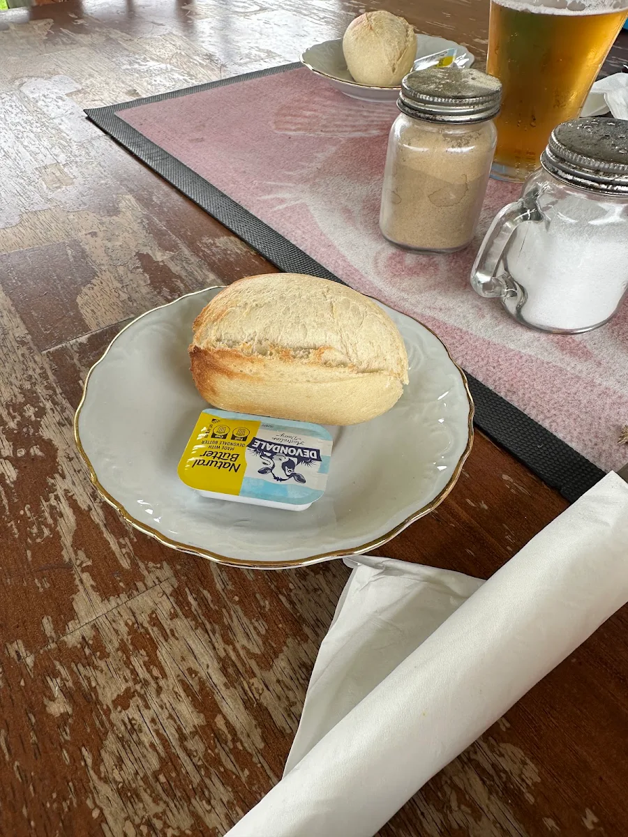 Food & drink, Burrendong Hotel