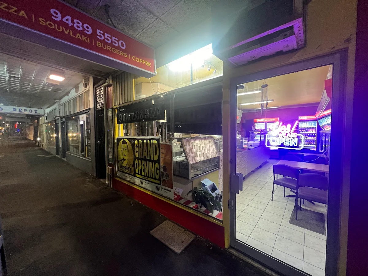 Vibe, Angie's Kebabs & Burgers ( Ascot vale , Halal )