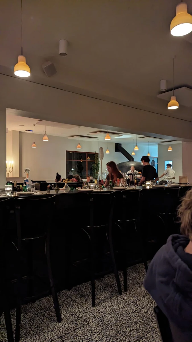 Vibe, Pizzeria Magma