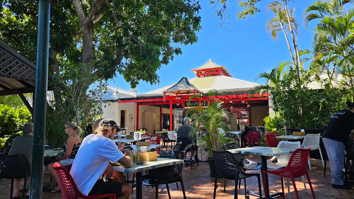 Vibe, Chi Mayi Kitchen
