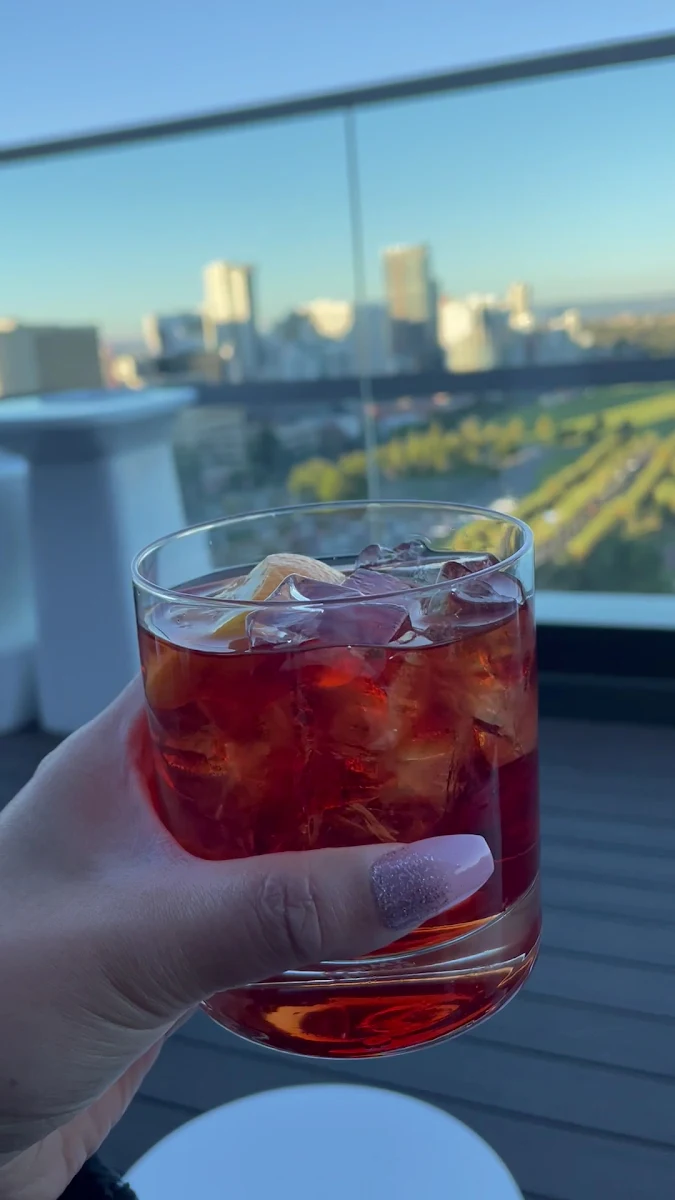 Food & drink, 18 Knots Rooftop Bar
