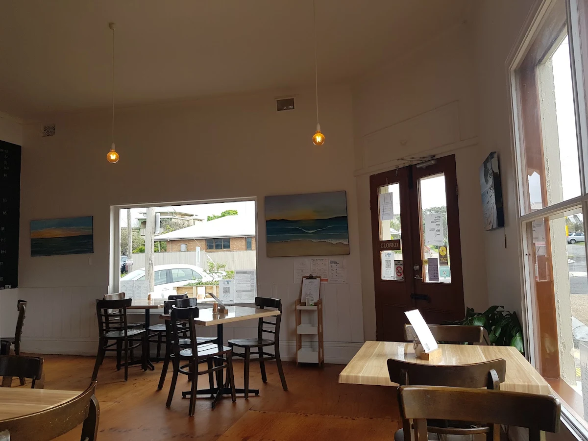 Vibe, Queenscliff General Store & Take Away