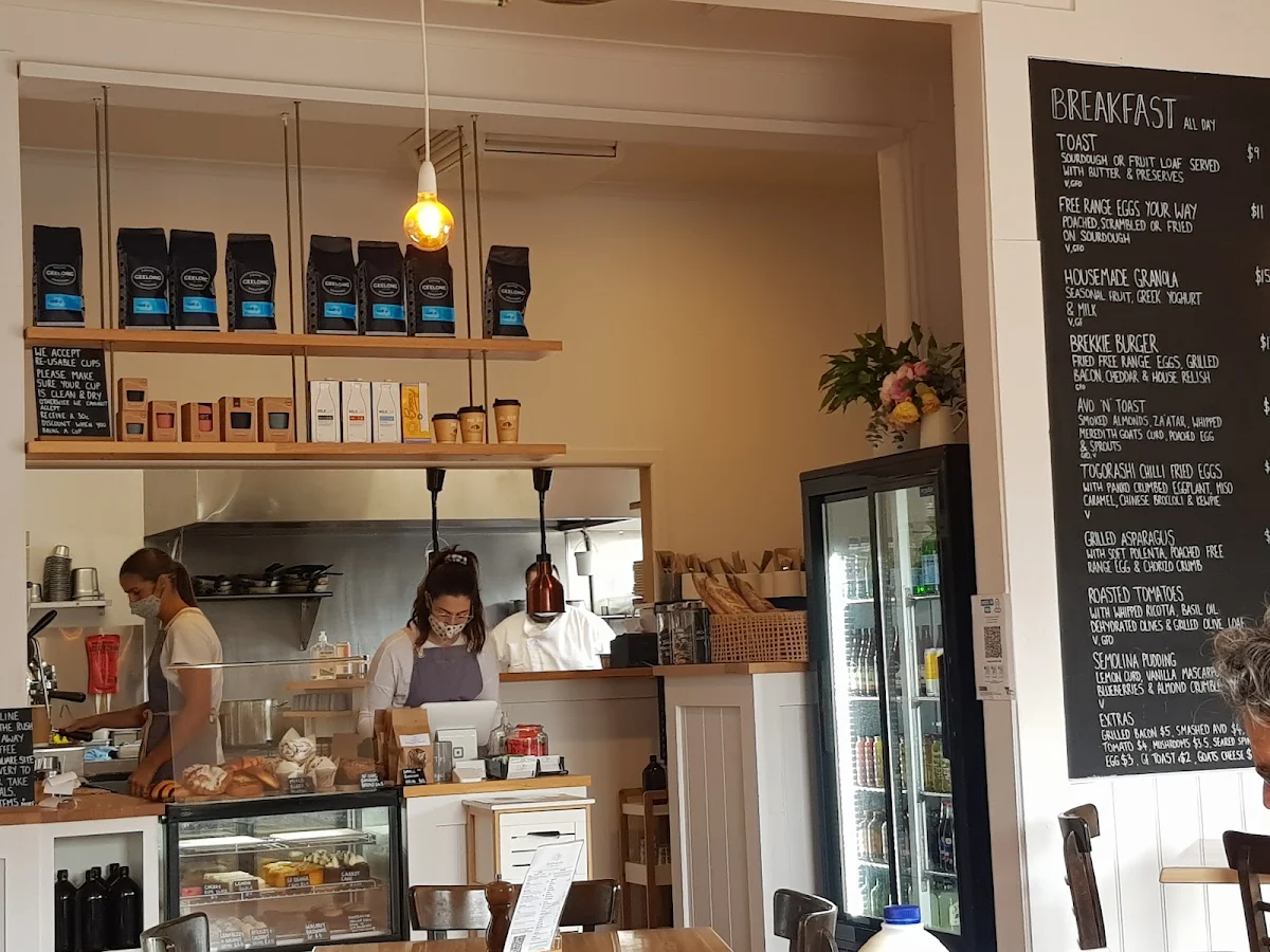 Vibe, Queenscliff General Store & Take Away