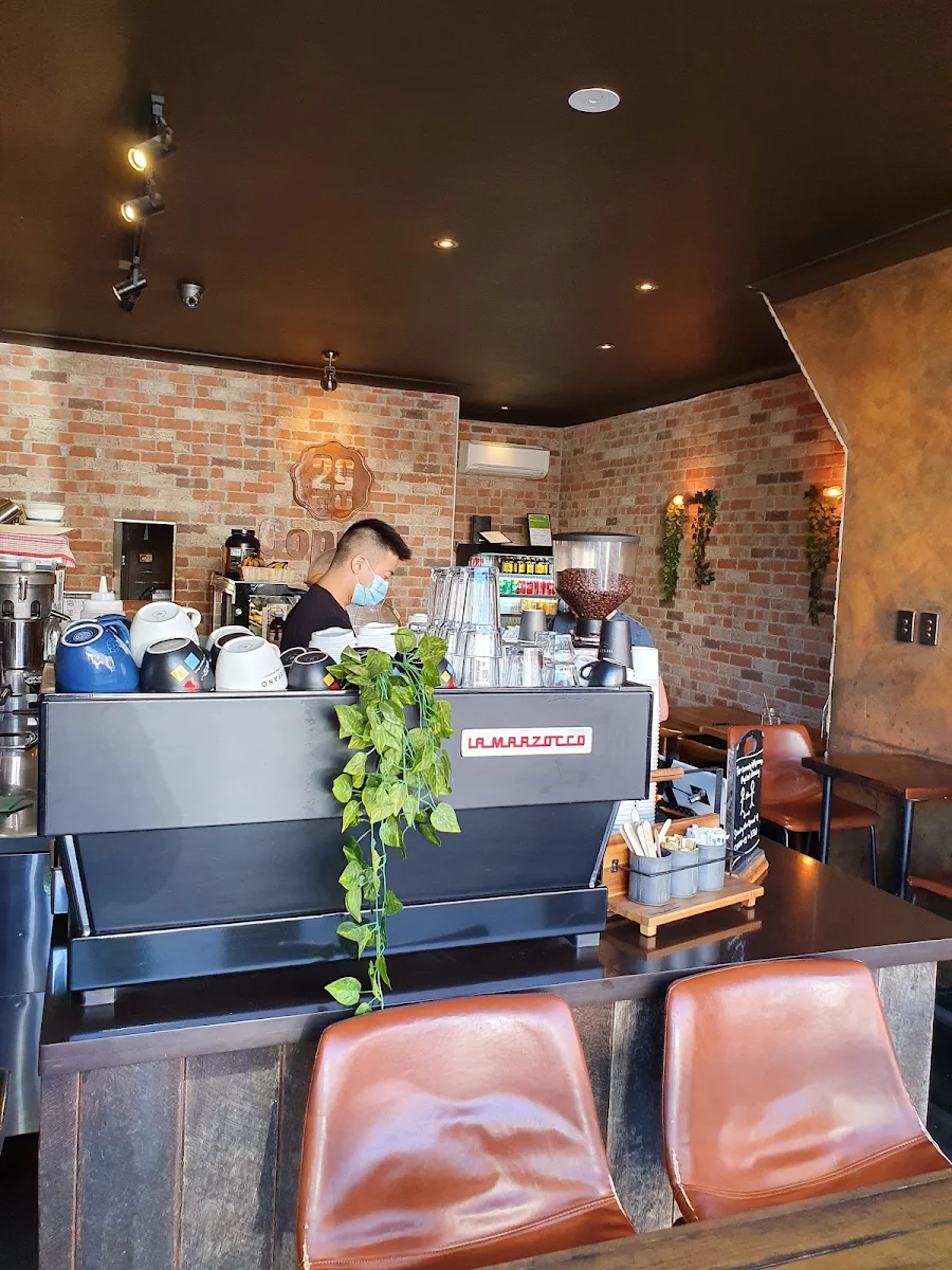 Vibe, Copper Cafe