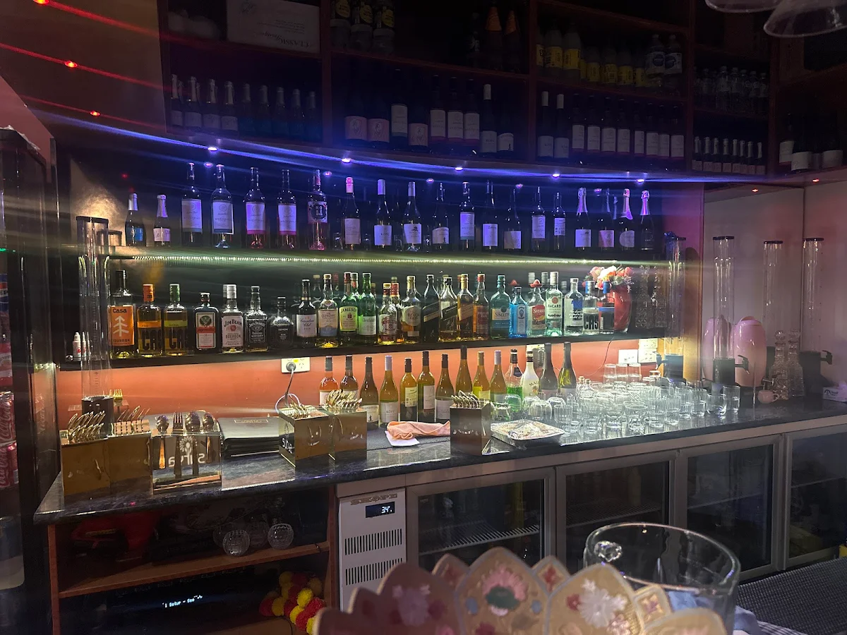 Vibe, Jaggi Curry Hut (Lyndhurst)