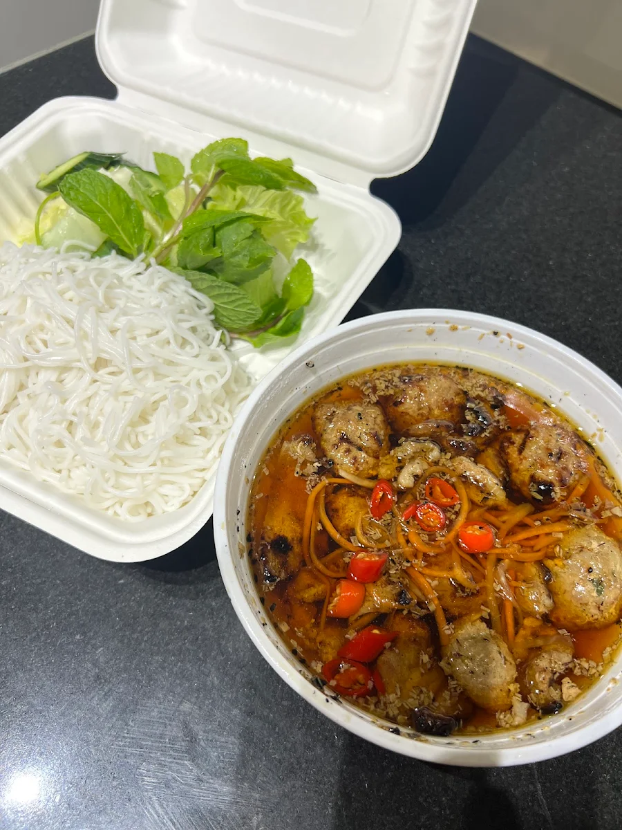 Food & drink, Alice Viet Restaurant