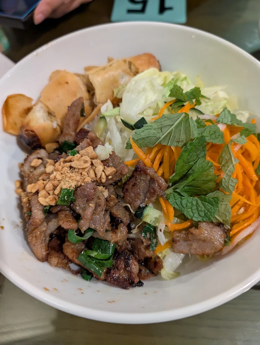 Food & drink, Alice Viet Restaurant
