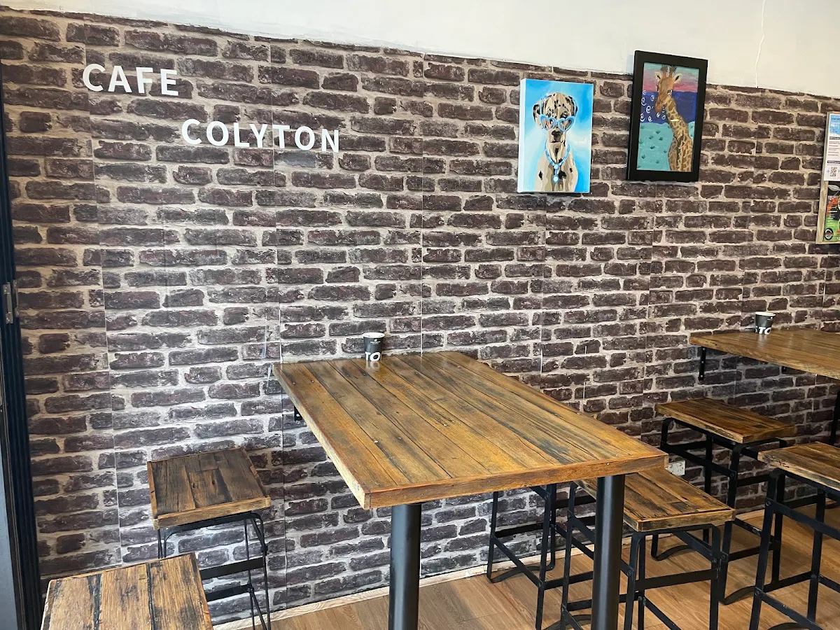 Vibe, Cafe Colyton