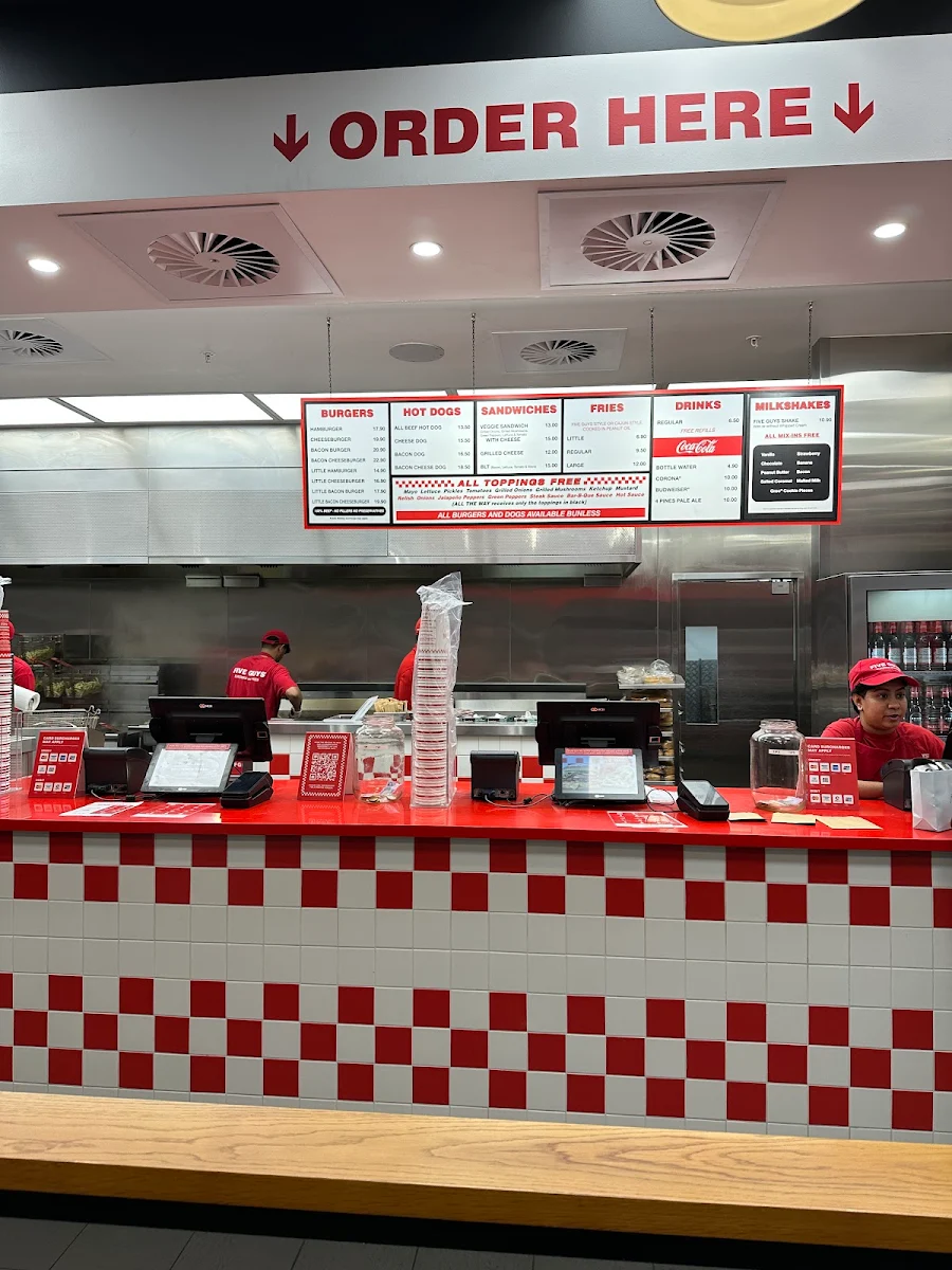 Menu, Five Guys