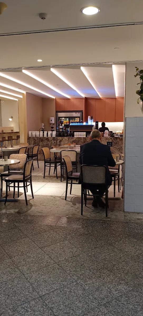 Vibe, Laurent Bakery Collins Place