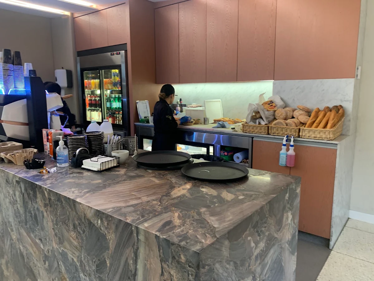 Vibe, Laurent Bakery Collins Place