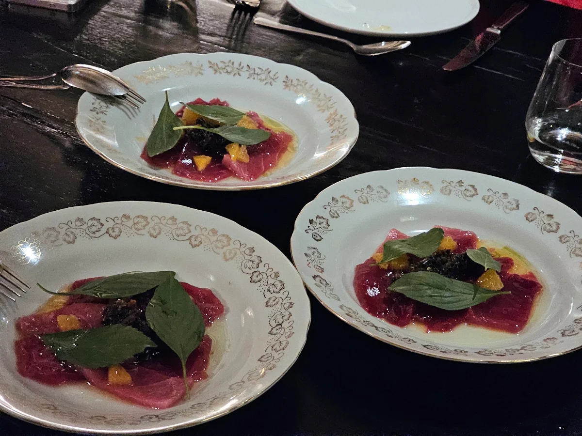Food & drink, Dessous