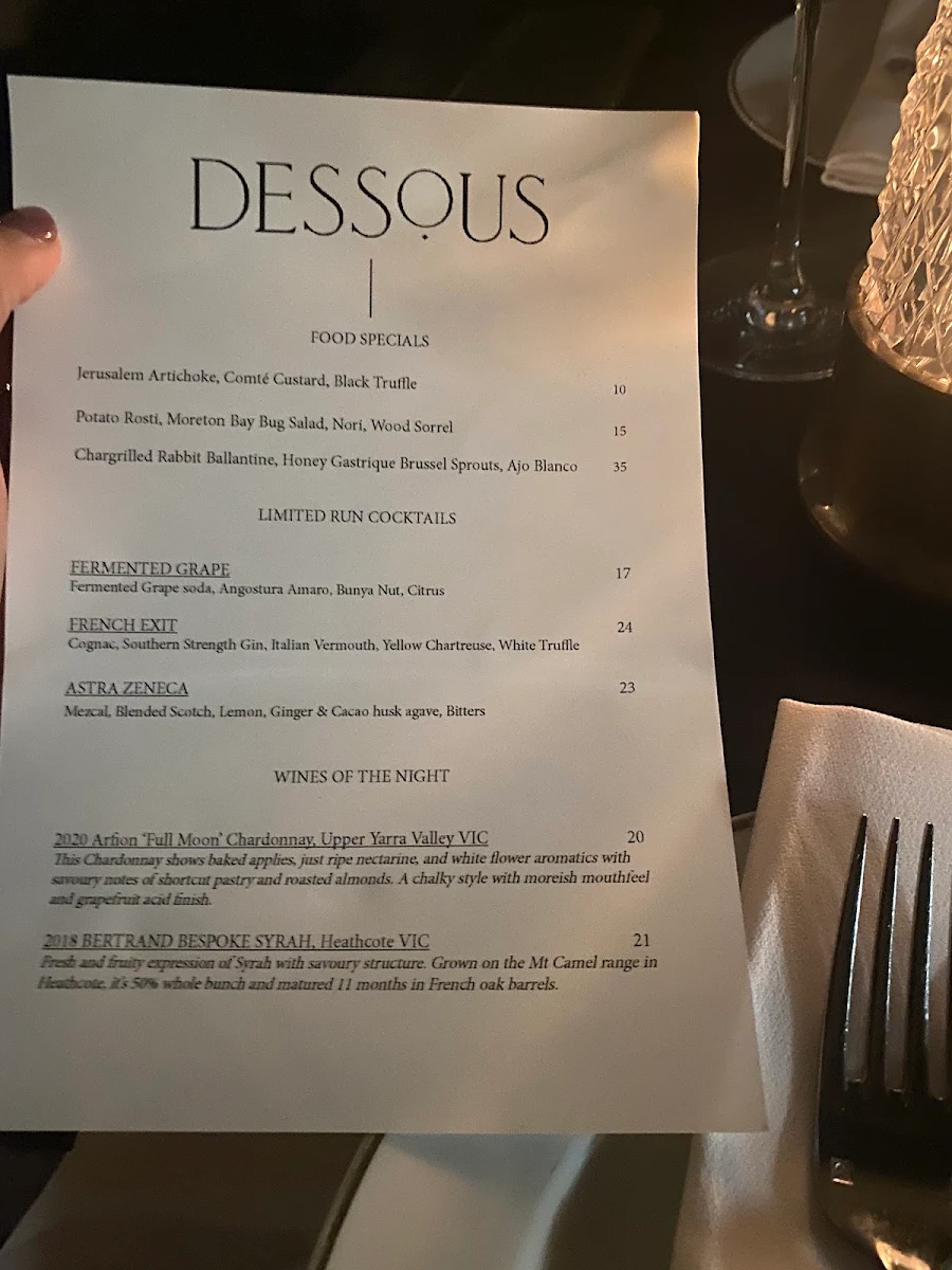 Menu, Dessous