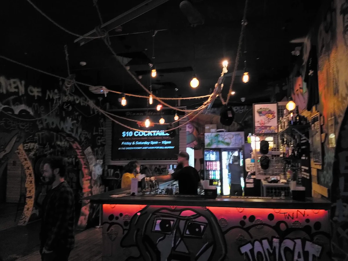 Vibe, Tomcat