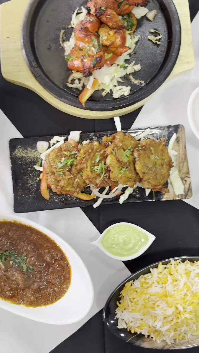 Food & drink, Chachaa Bhatija