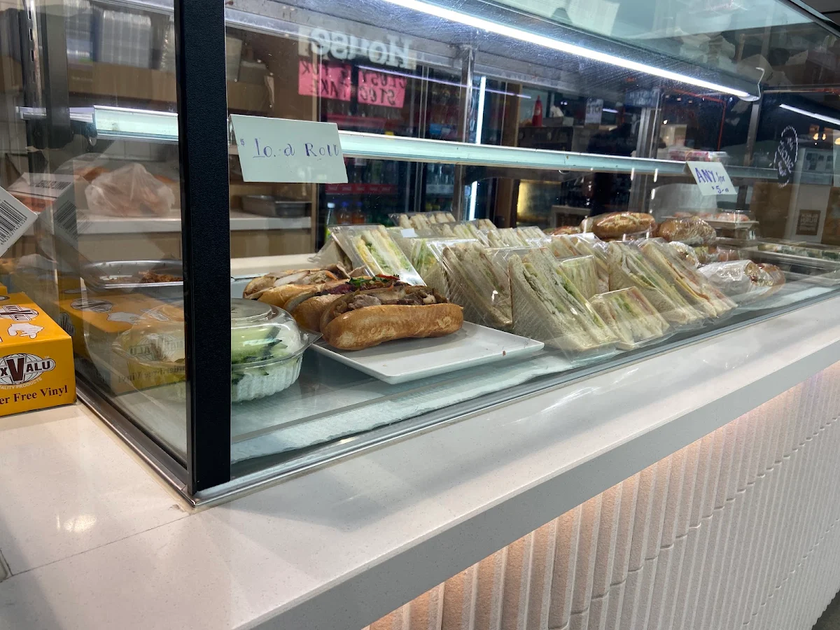 Vibe, Hong Hot Bread