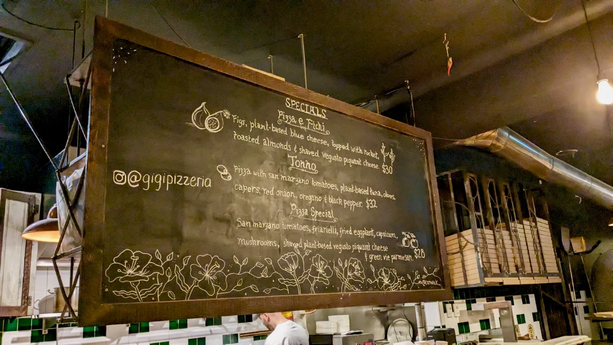 Menu, Gigi Pizzeria