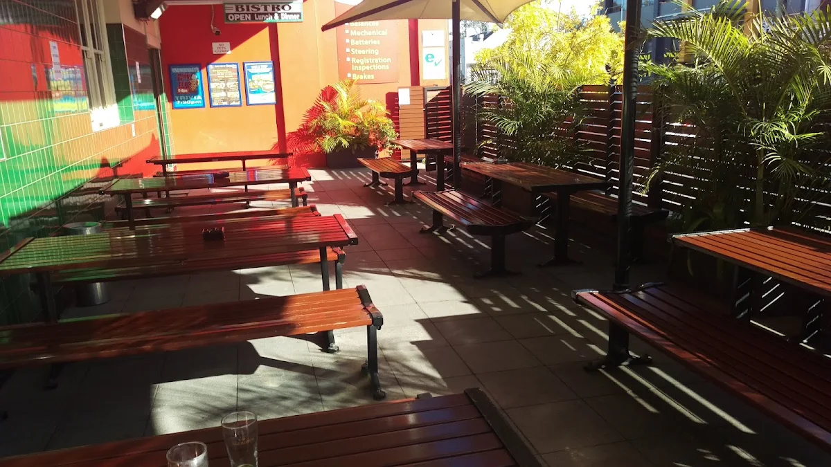 Vibe, Rosebery Hotel