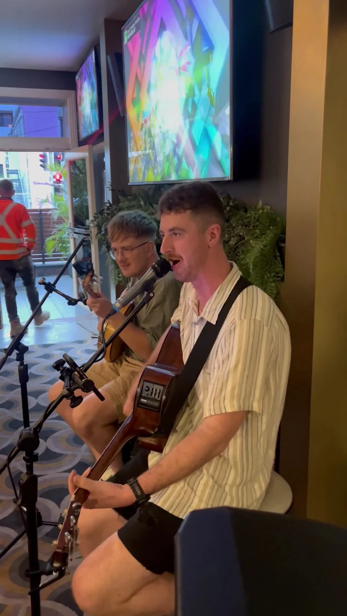 Vibe, Rosebery Hotel