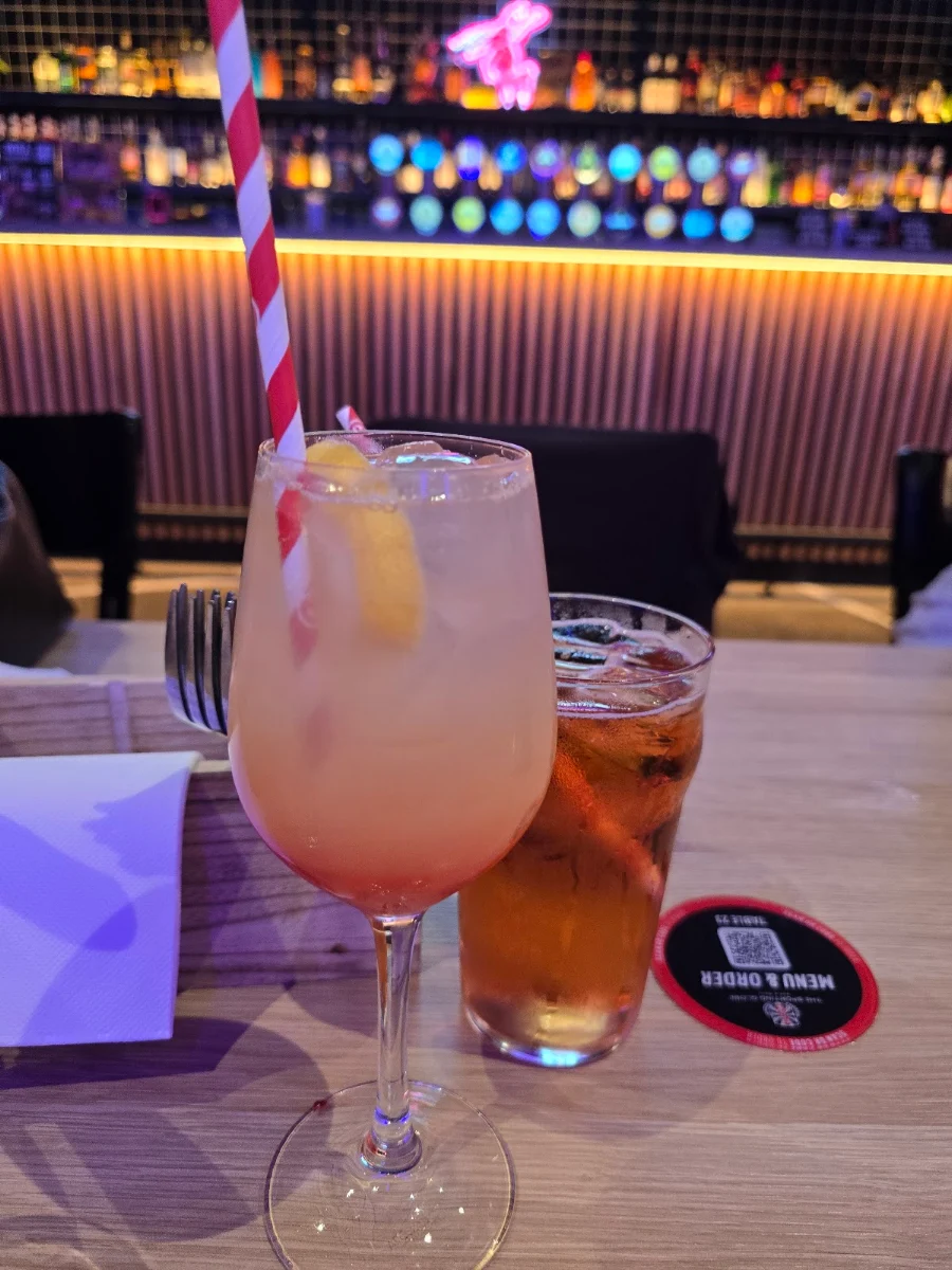 Food & drink, The Sporting Globe Bar & Grill Werribee