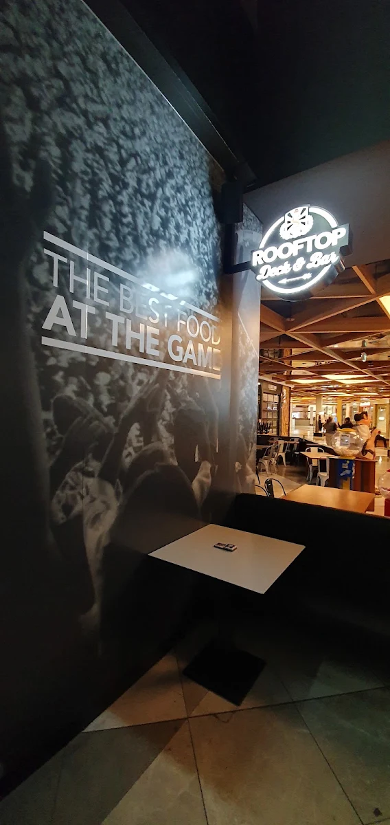 Vibe, The Sporting Globe Bar & Grill Werribee