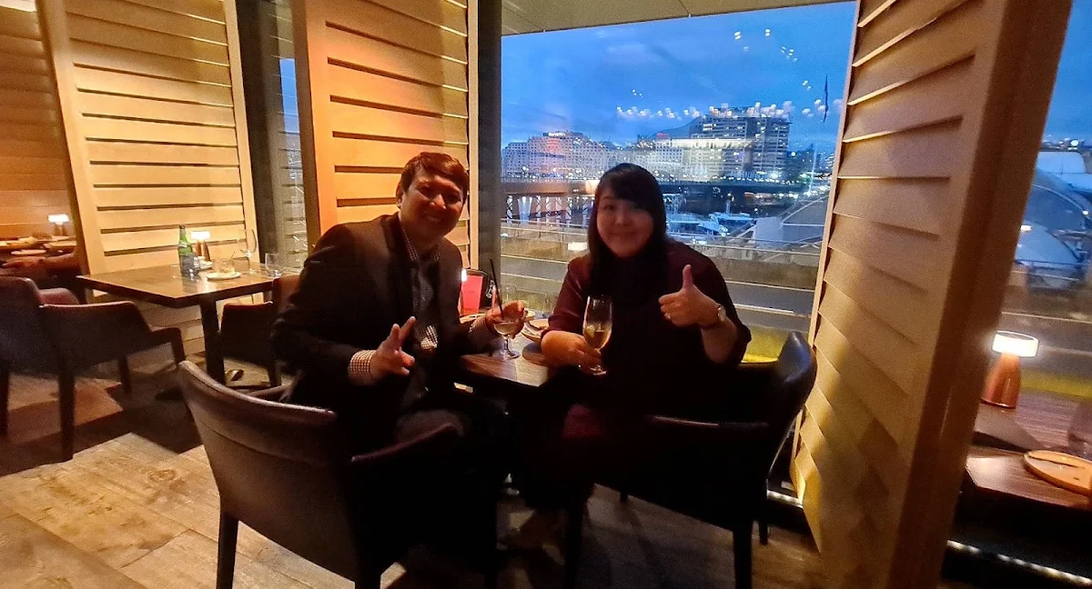 Vibe, Sailmaker Restaurant