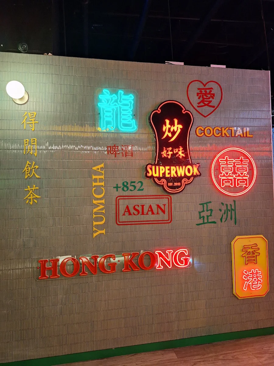 Menu, Superwok