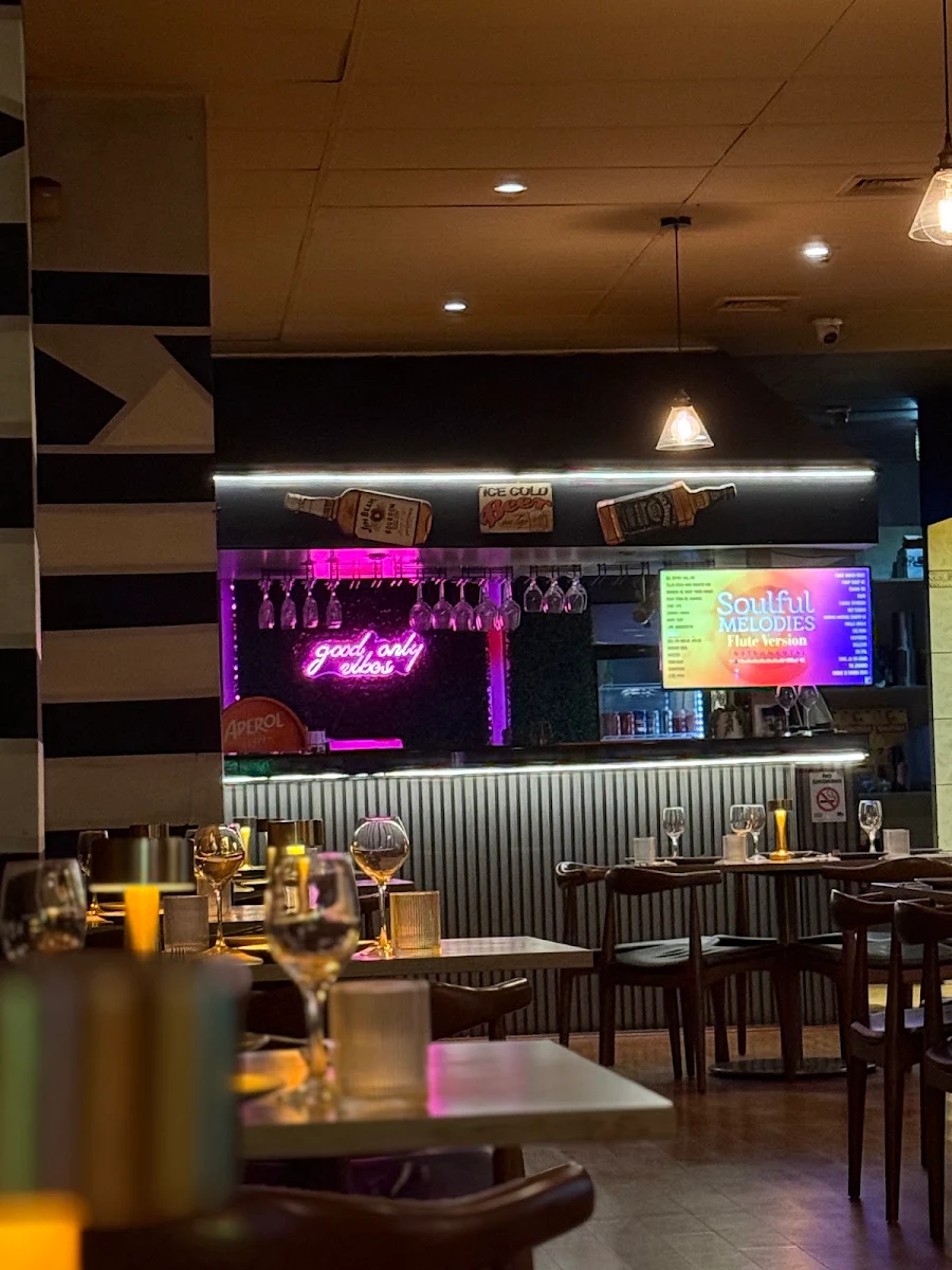 Vibe, Punjabi Curry Cafe Collingwood