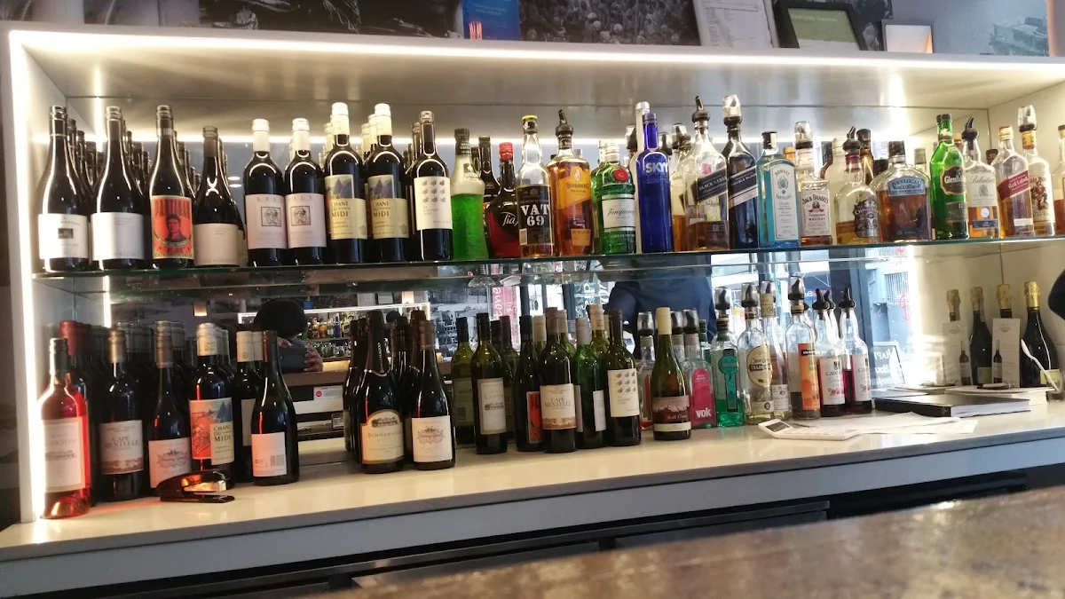 Vibe, The Colonial British Indian Cuisine | Darlinghurst