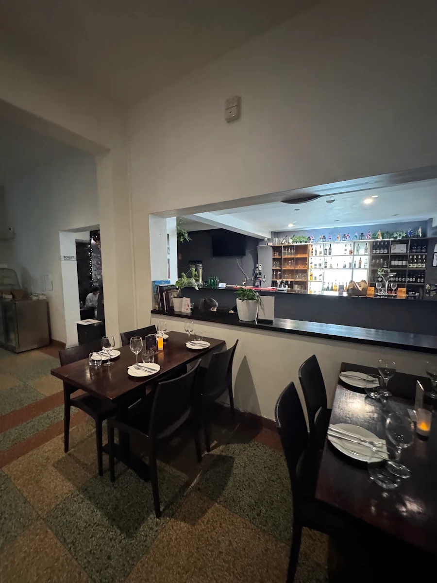 Vibe, The Colonial British Indian Cuisine | Darlinghurst