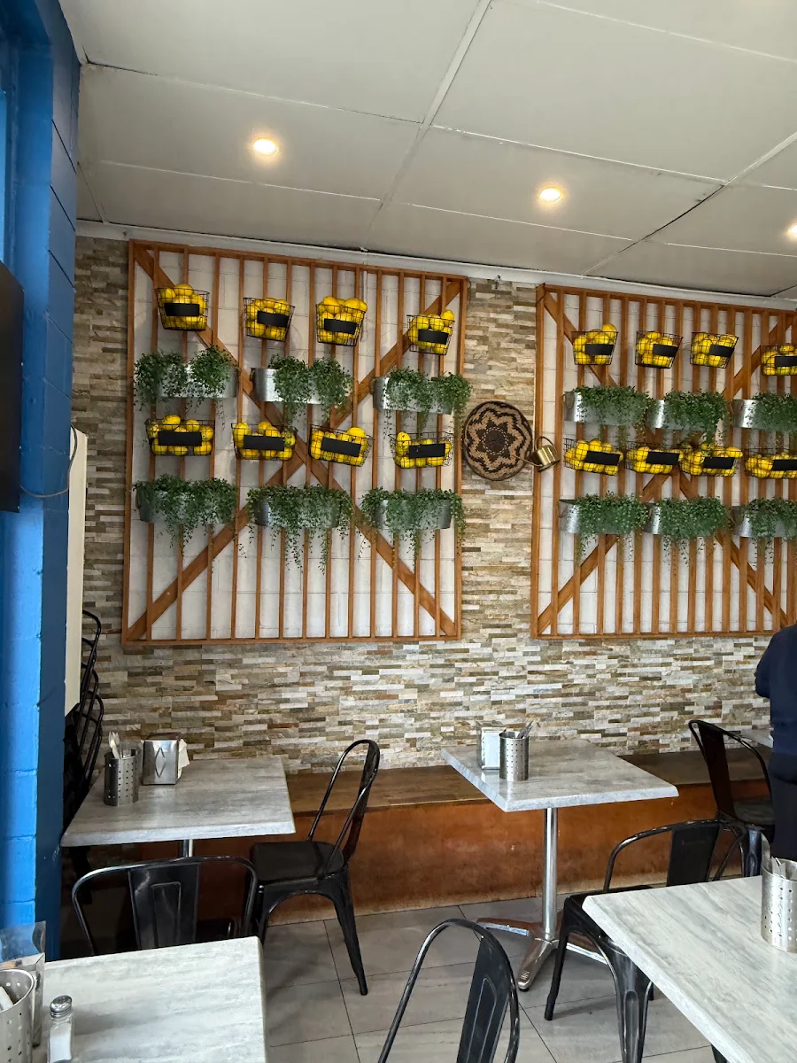 Vibe, Souvlaki and Kebab House