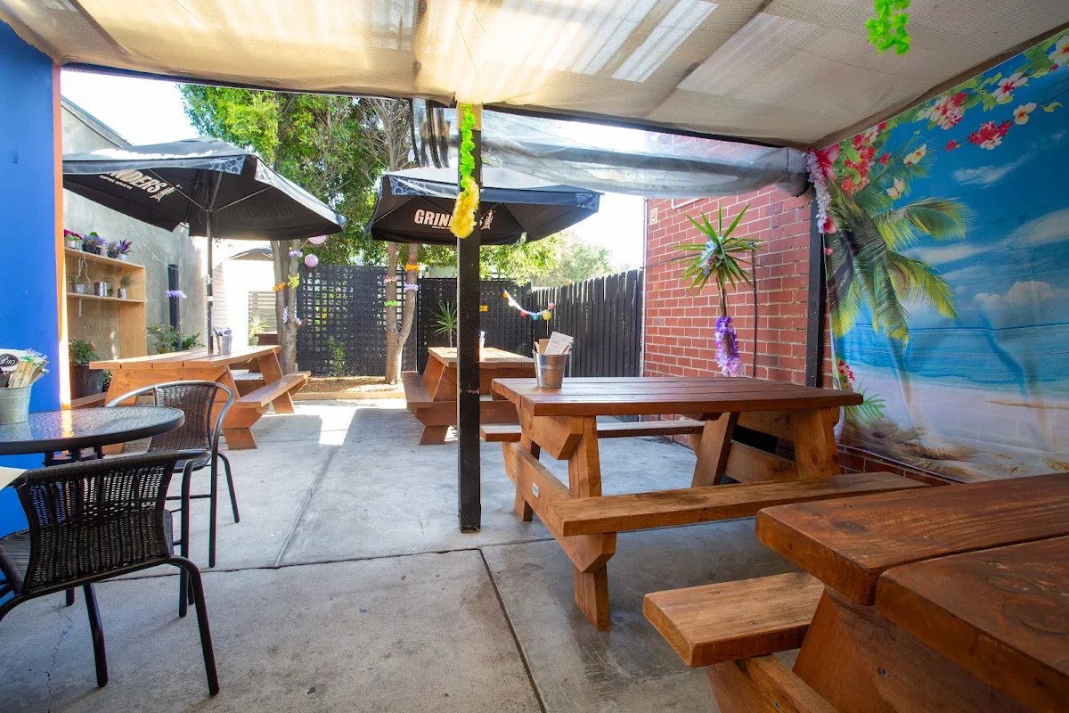 Vibe, B110 Restaurant And Bar Rye