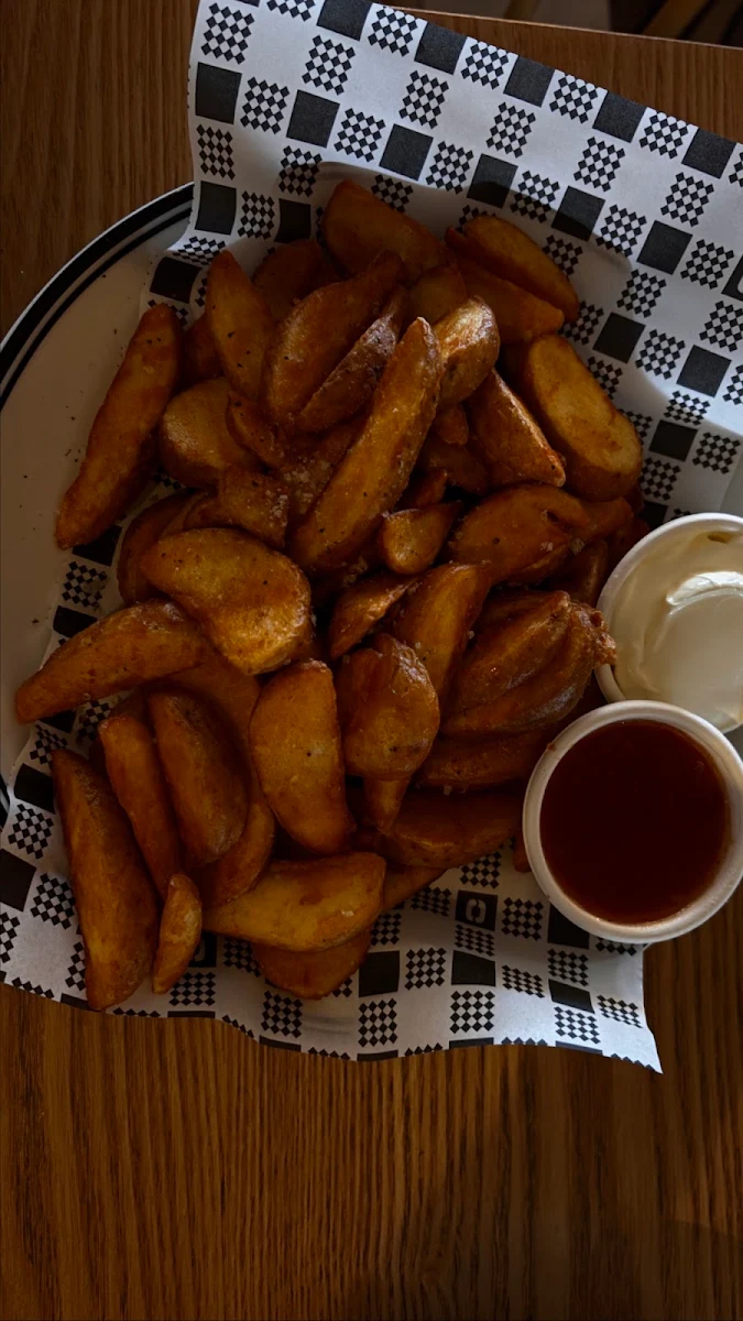 Food & drink, Beachie