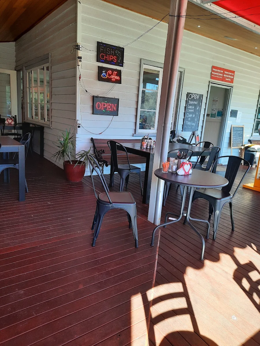 Vibe, Philippine Magic Cafe Walpole