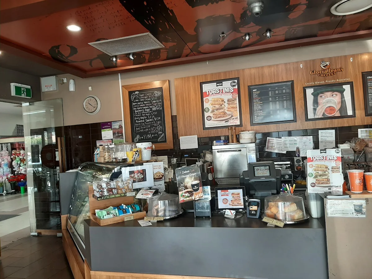Vibe, Gloria Jean's Woodcroft
