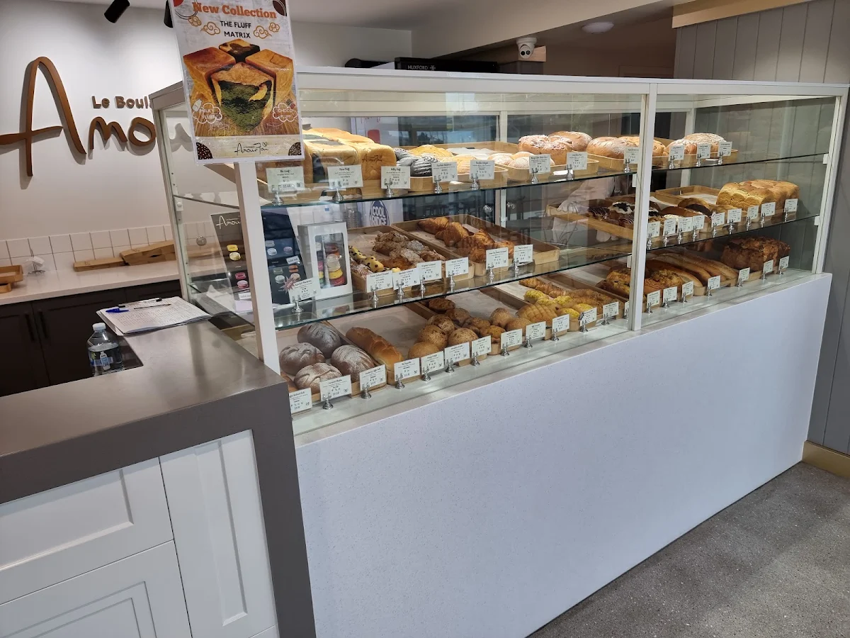 Vibe, Le Boulangerie Amour Fou