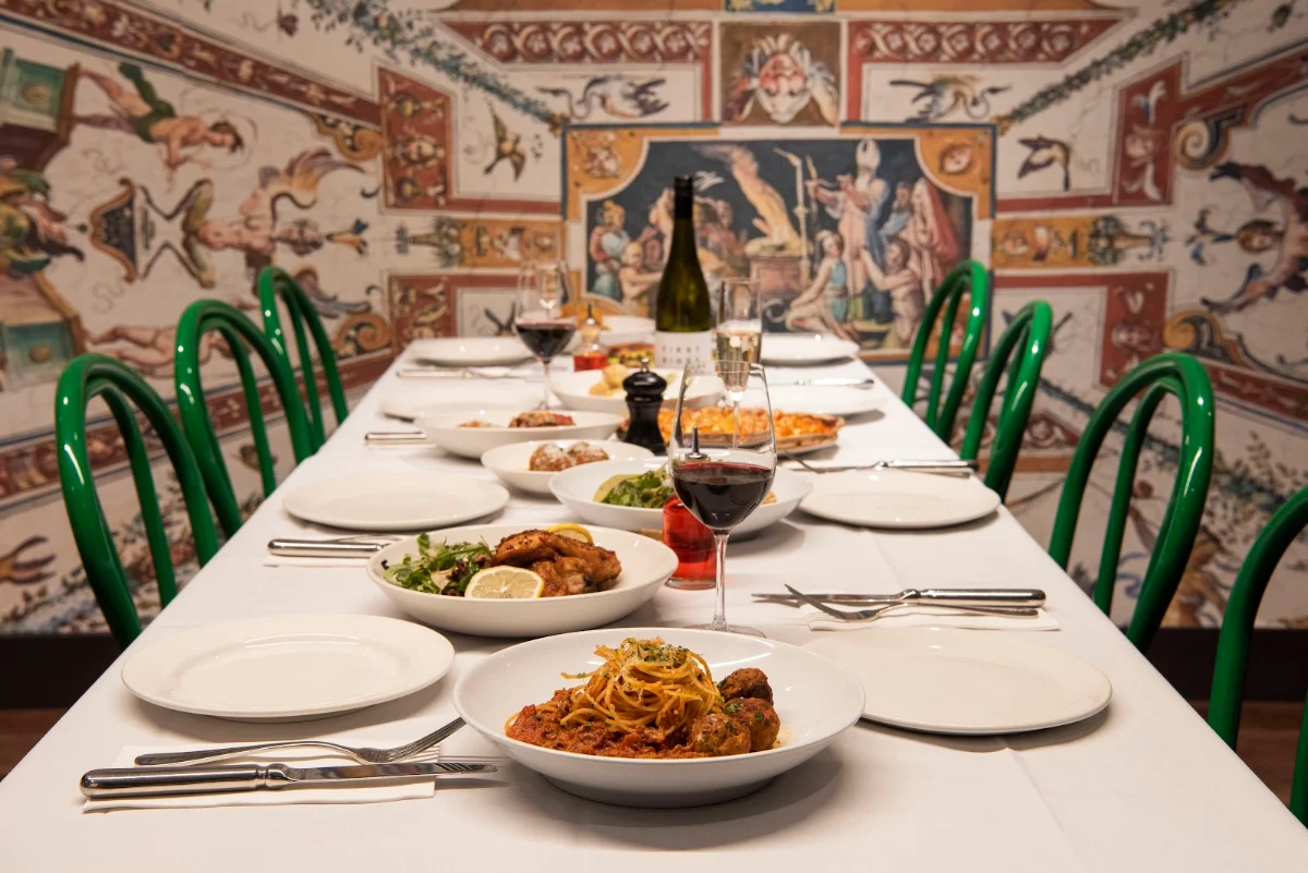 Food & drink, AVIDO RISTORANTE