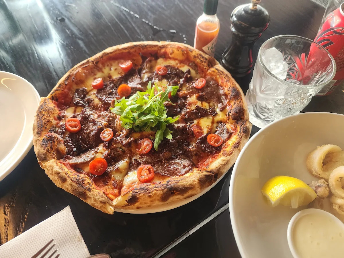 Food & drink, AVIDO RISTORANTE