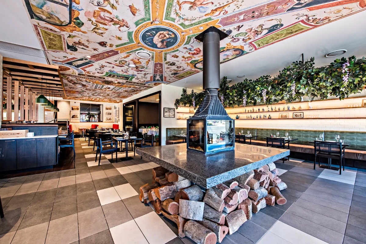 Vibe, AVIDO RISTORANTE