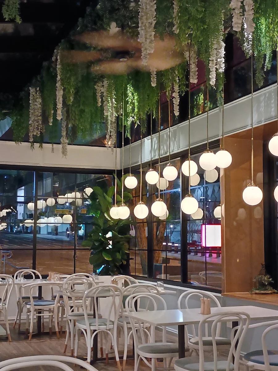 Vibe, Goldfinch Restaurant and Street Cafe