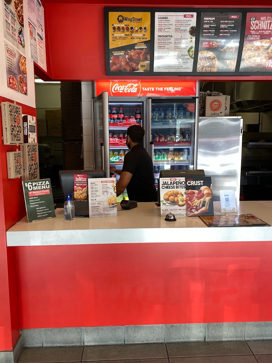 Menu, Pizza Hut