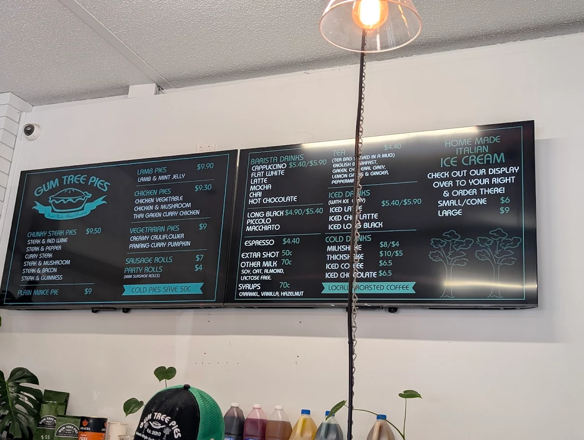 Menu, Gum Tree Pies Bright