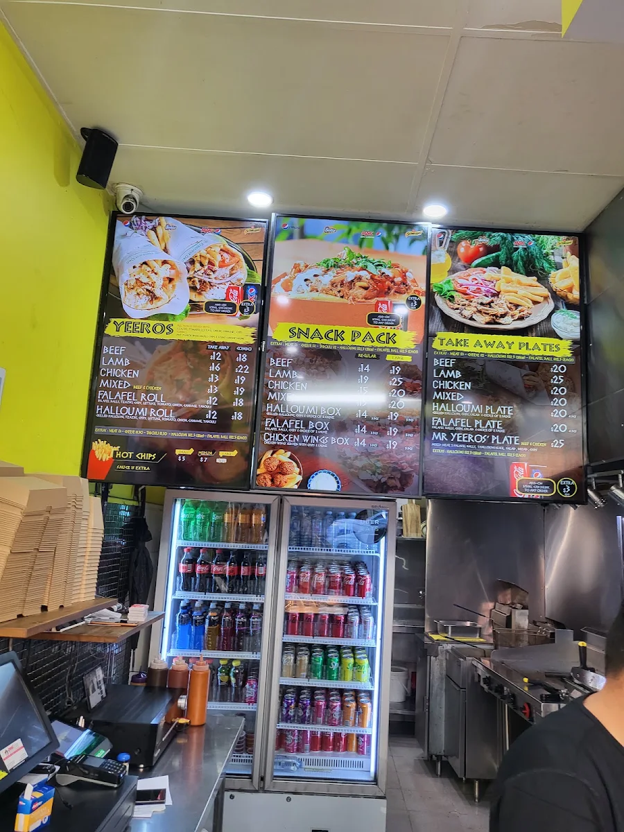 Menu, Mr Yeeros Newtown