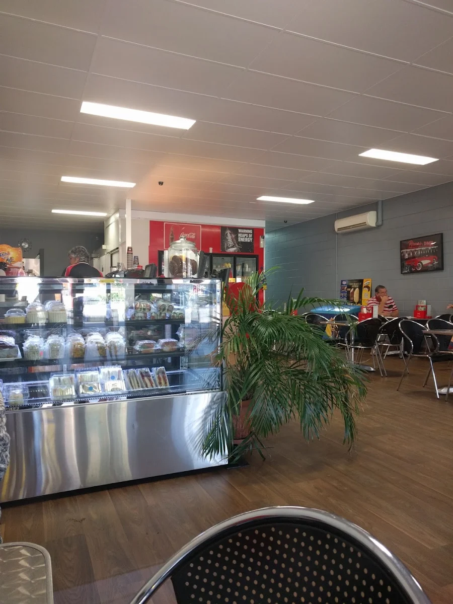 Vibe, Darcy's Diner