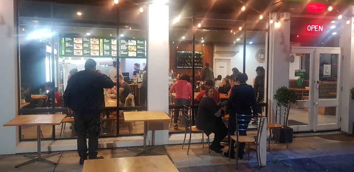 Vibe, Salam Charcoal Kebab House